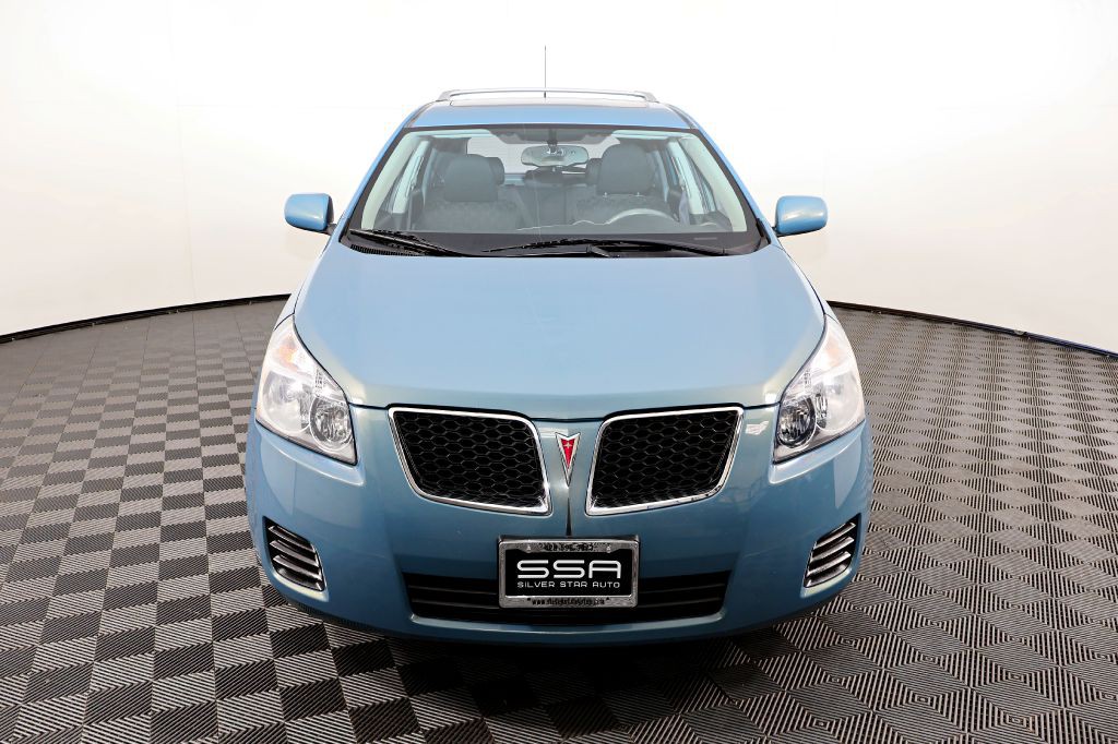 2009 Pontiac Vibe Image 2