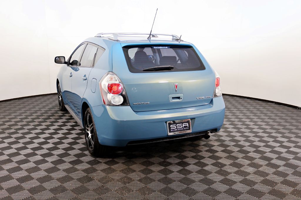 2009 Pontiac Vibe Image 4