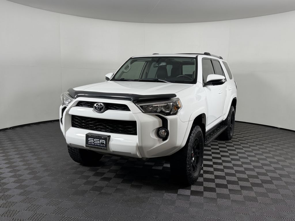 2015 Toyota 4Runner Image 1