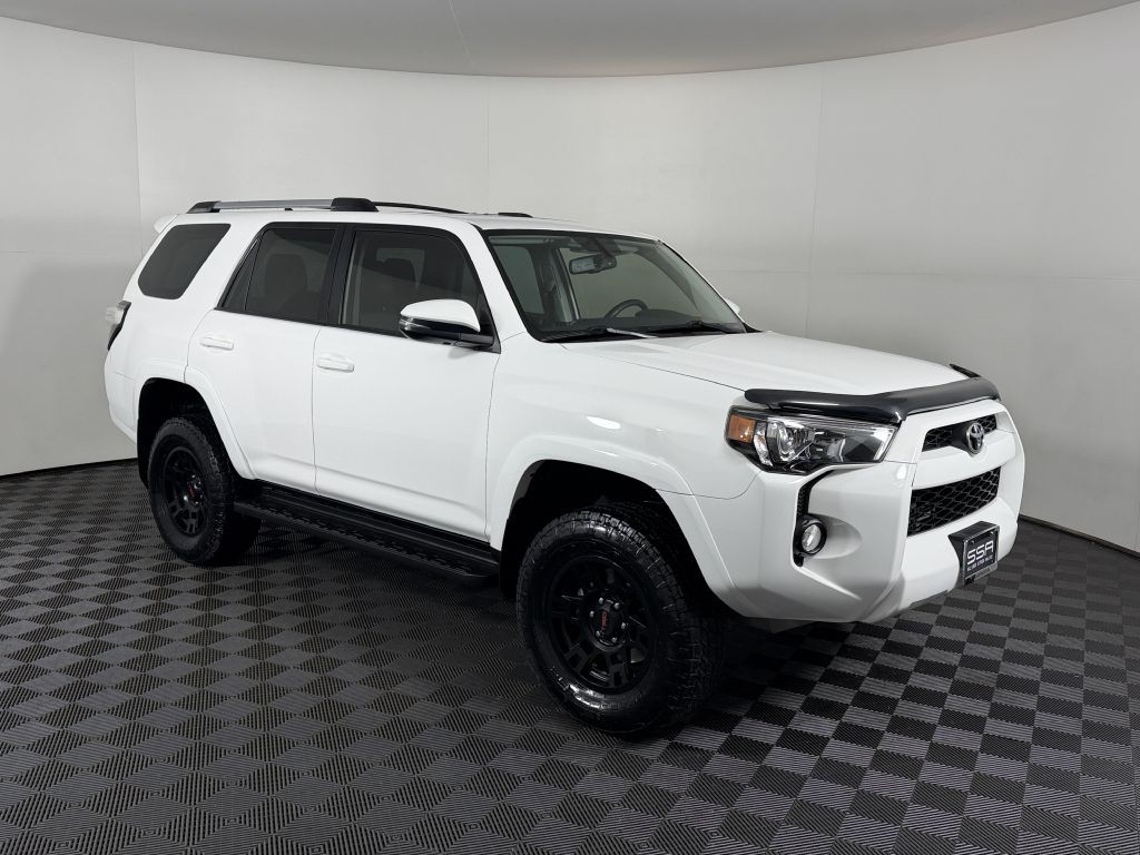 2015 Toyota 4Runner Image 4