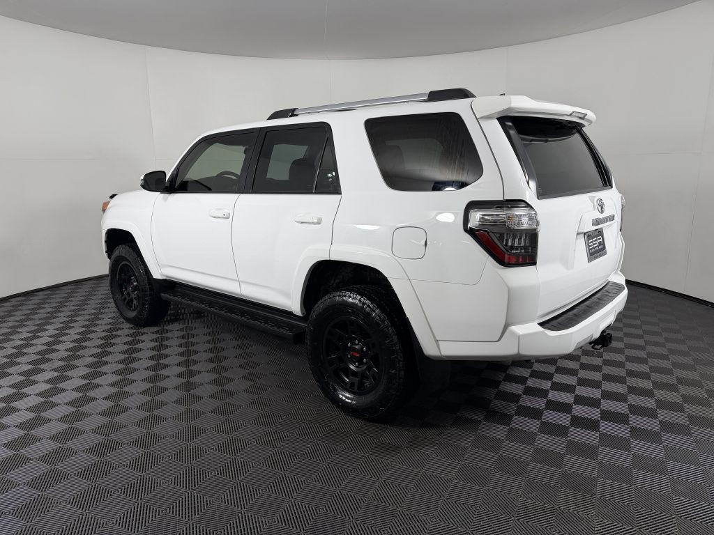 2015 Toyota 4Runner Image 7