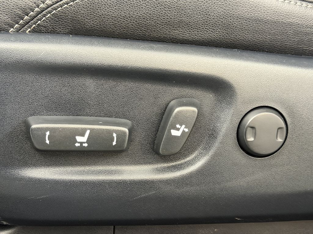 2015 Toyota 4Runner Image 24