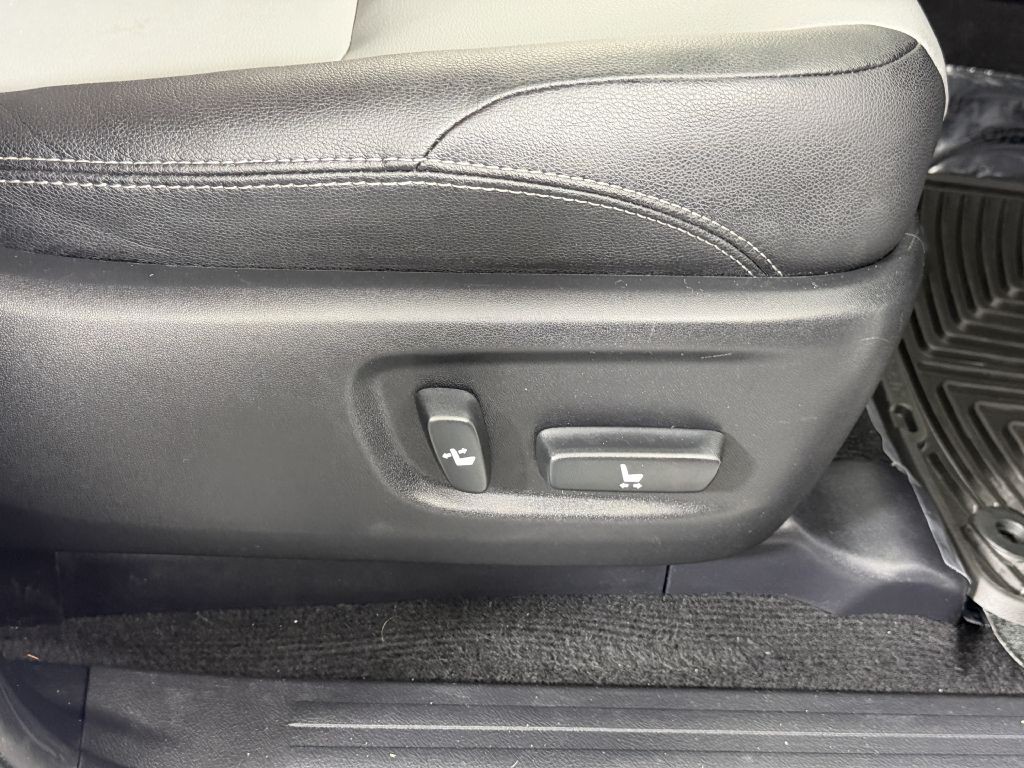 2015 Toyota 4Runner Image 39