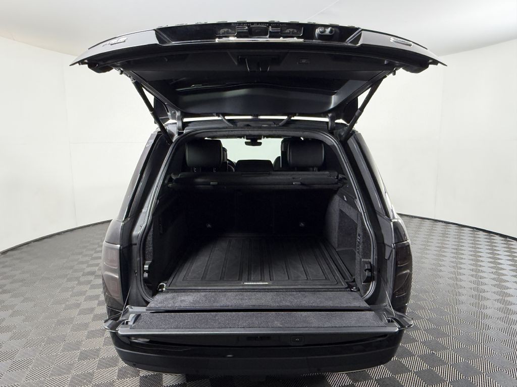2020 Land Rover Range Rover Image 14