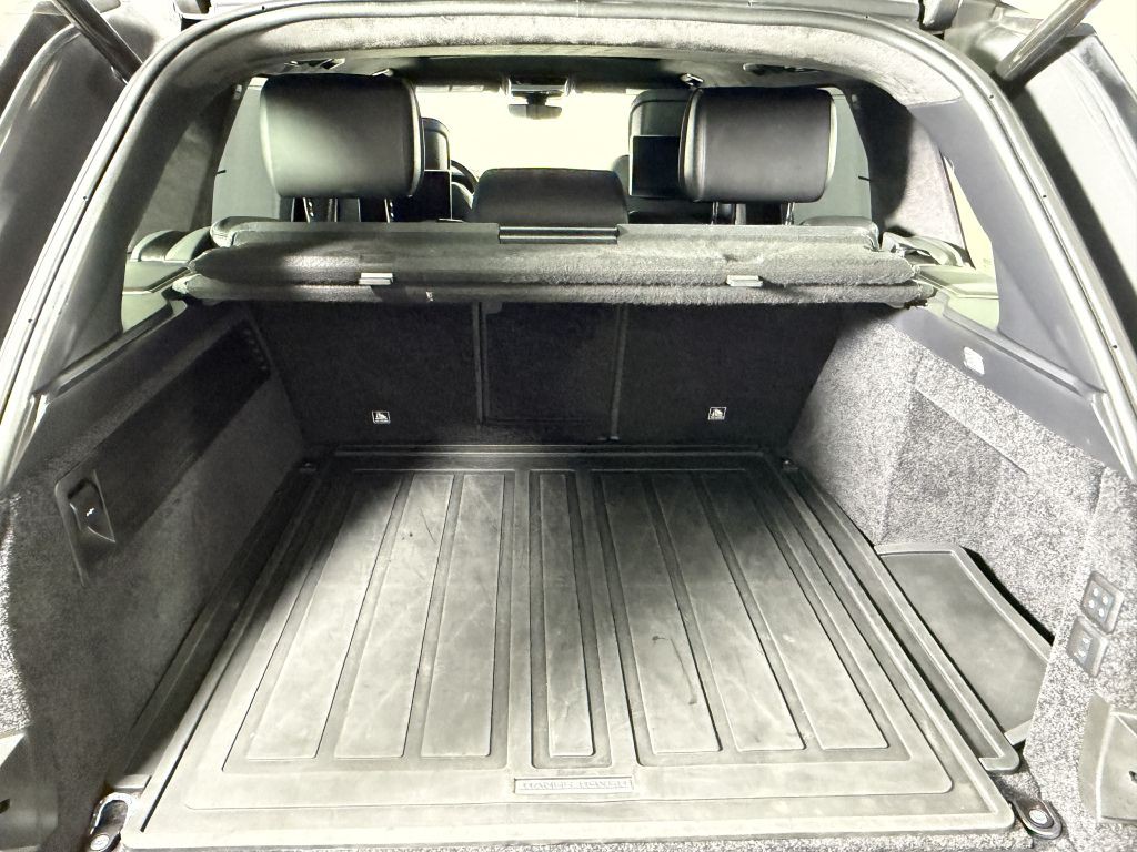 2020 Land Rover Range Rover Image 19