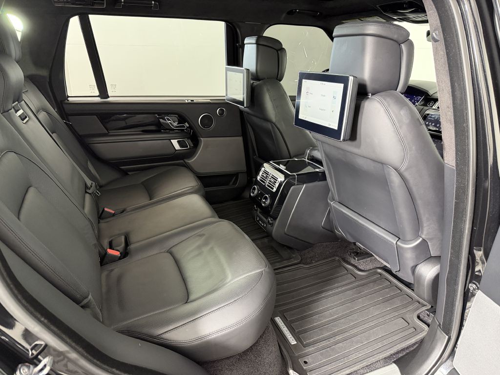 2020 Land Rover Range Rover Image 25