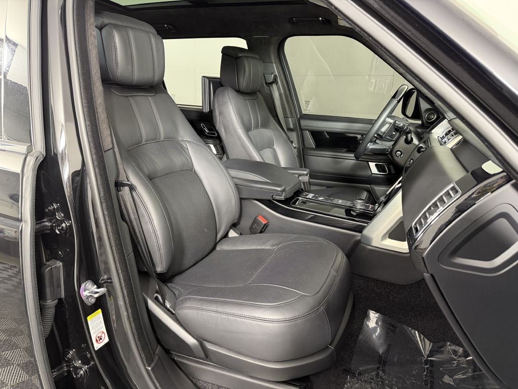 2020 Land Rover Range Rover Image 28