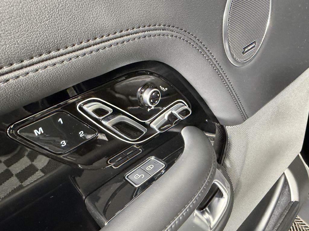 2020 Land Rover Range Rover Image 42