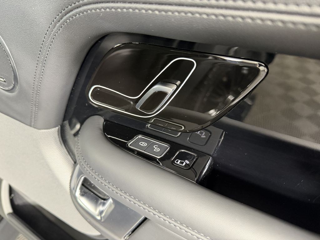 2020 Land Rover Range Rover Image 51