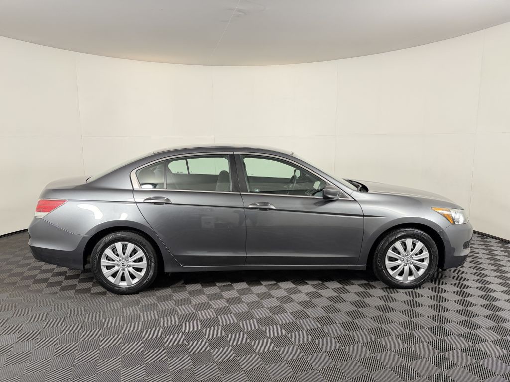 2009 Honda Accord Image 10