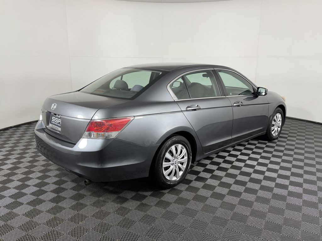 2009 Honda Accord Image 11
