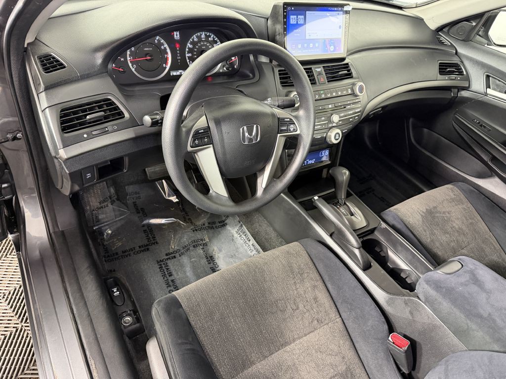 2009 Honda Accord Image 16