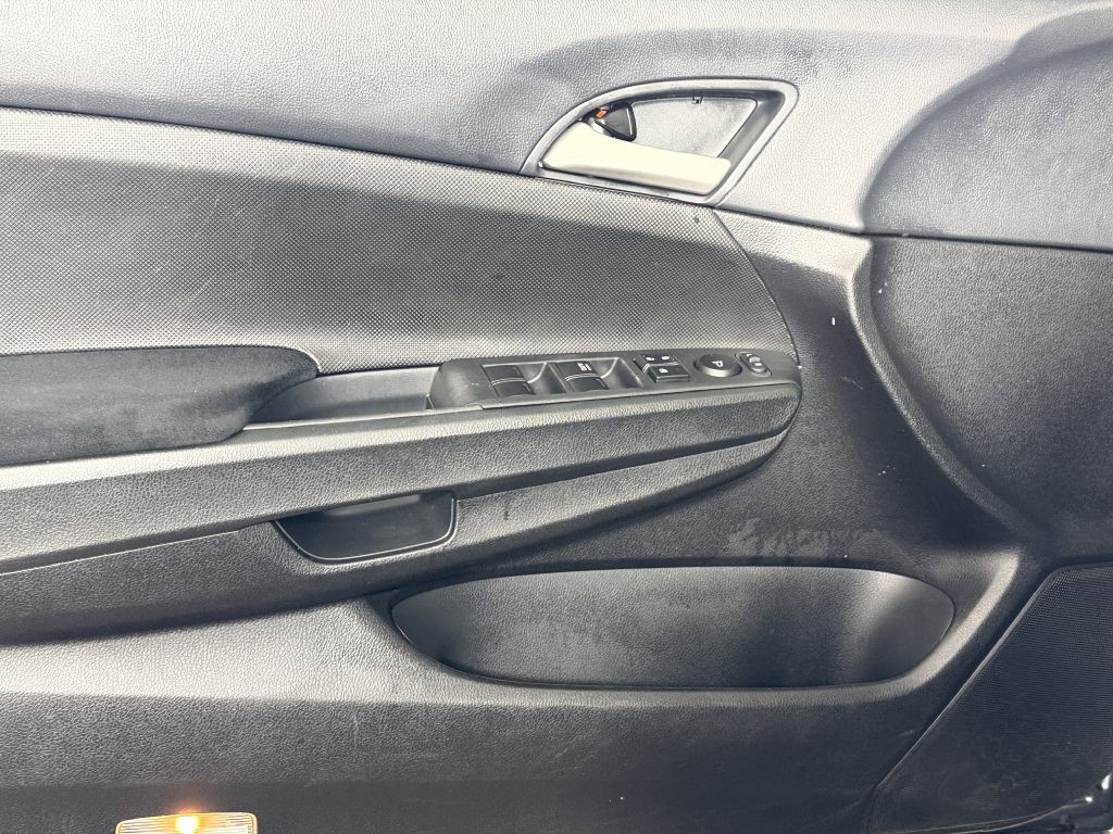 2009 Honda Accord Image 23