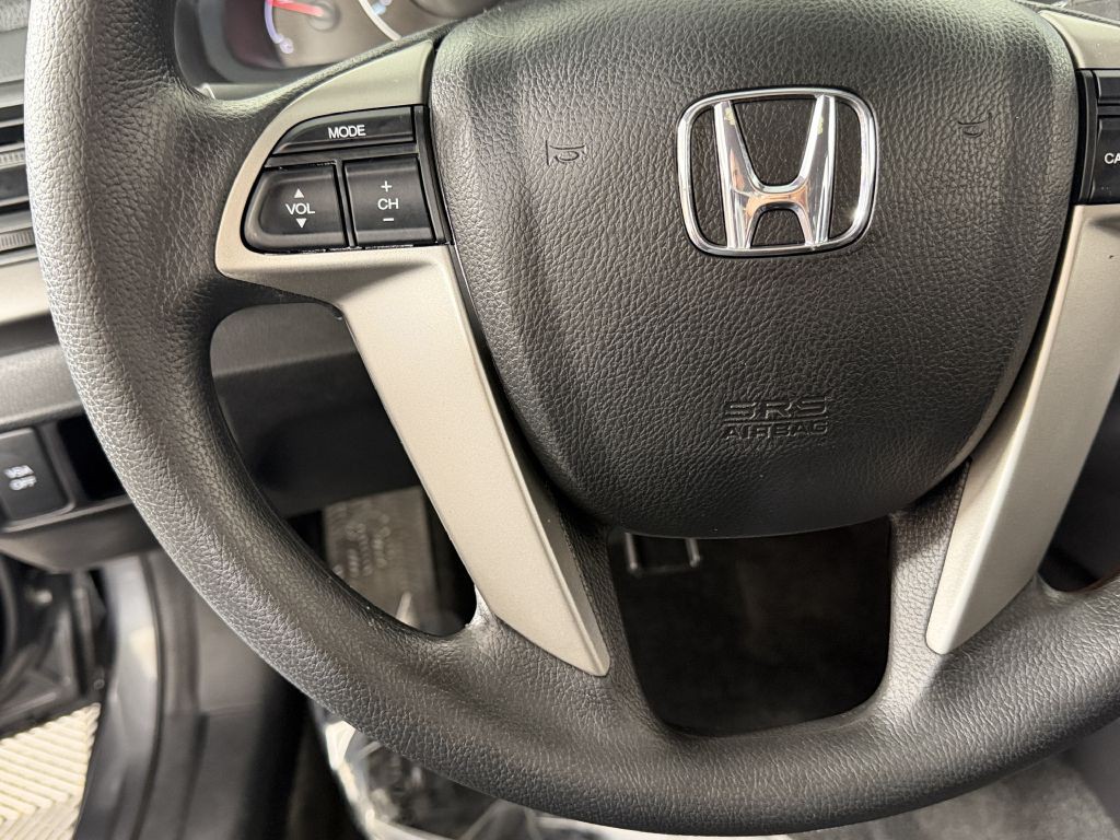 2009 Honda Accord Image 28