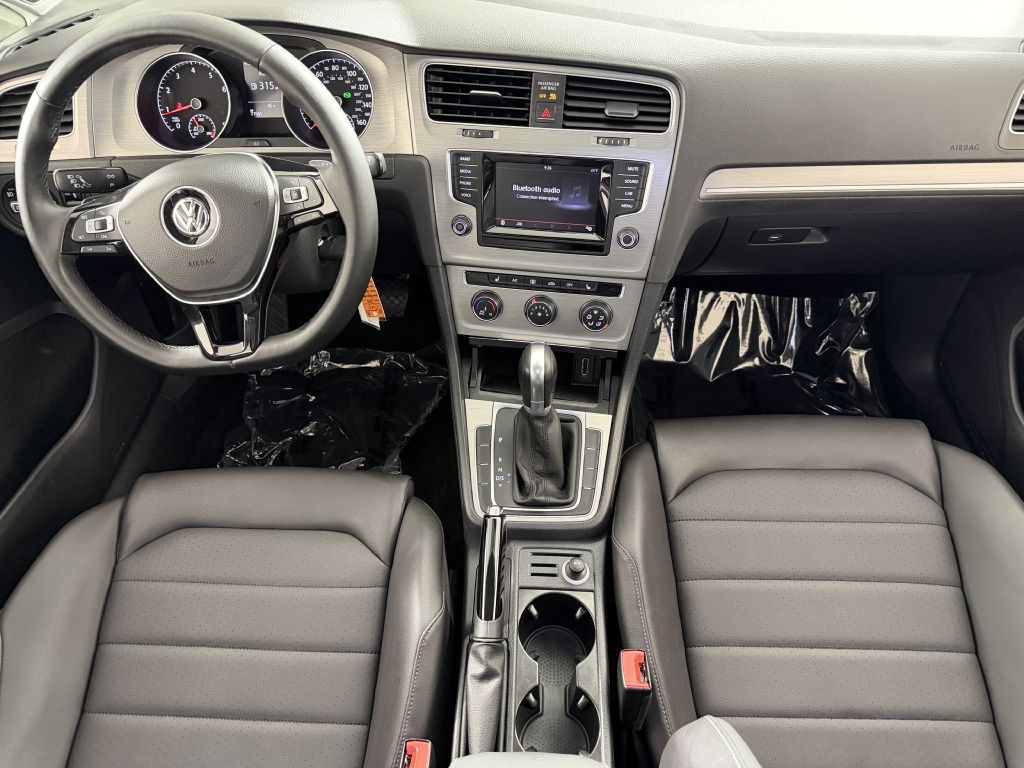 2015 Volkswagen Golf Image 14