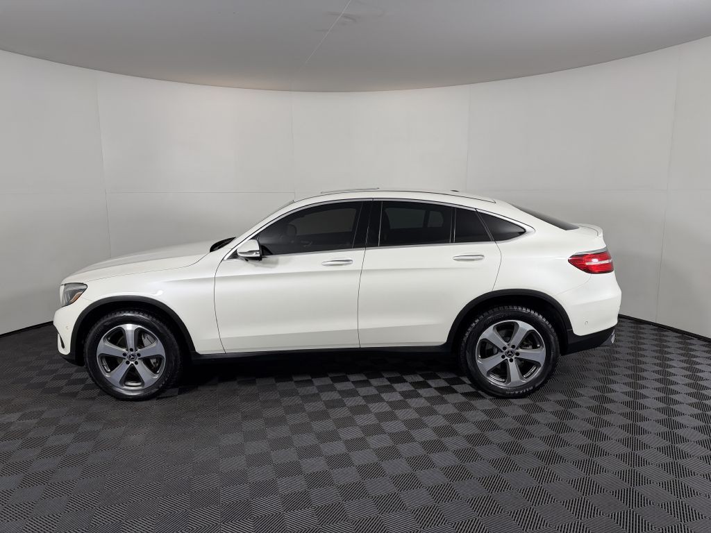 2018 Mercedes-Benz GLC-Class Image 11