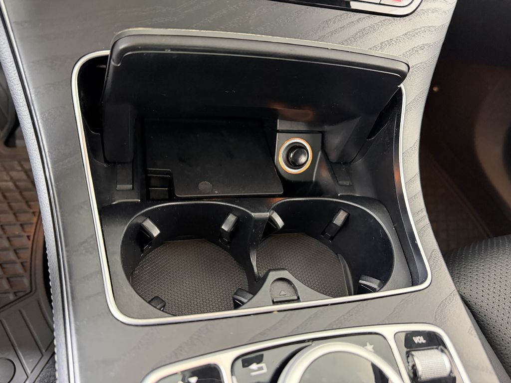 2018 Mercedes-Benz GLC-Class Image 35