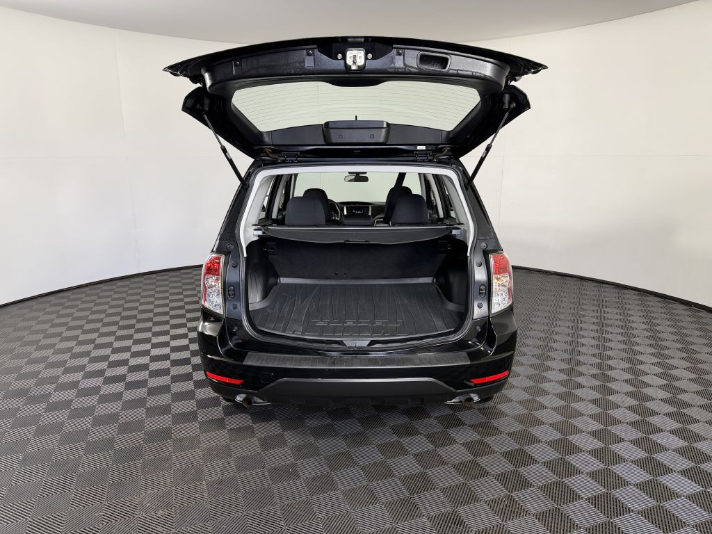 2013 Subaru Forester Image 13