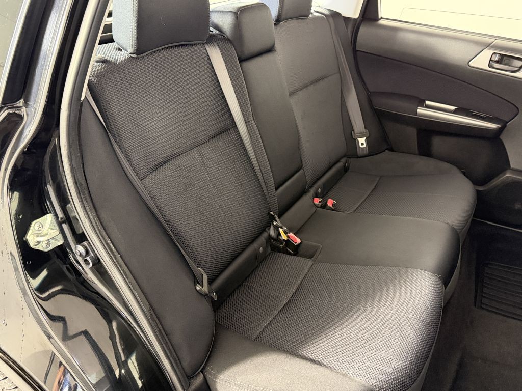 2013 Subaru Forester Image 18