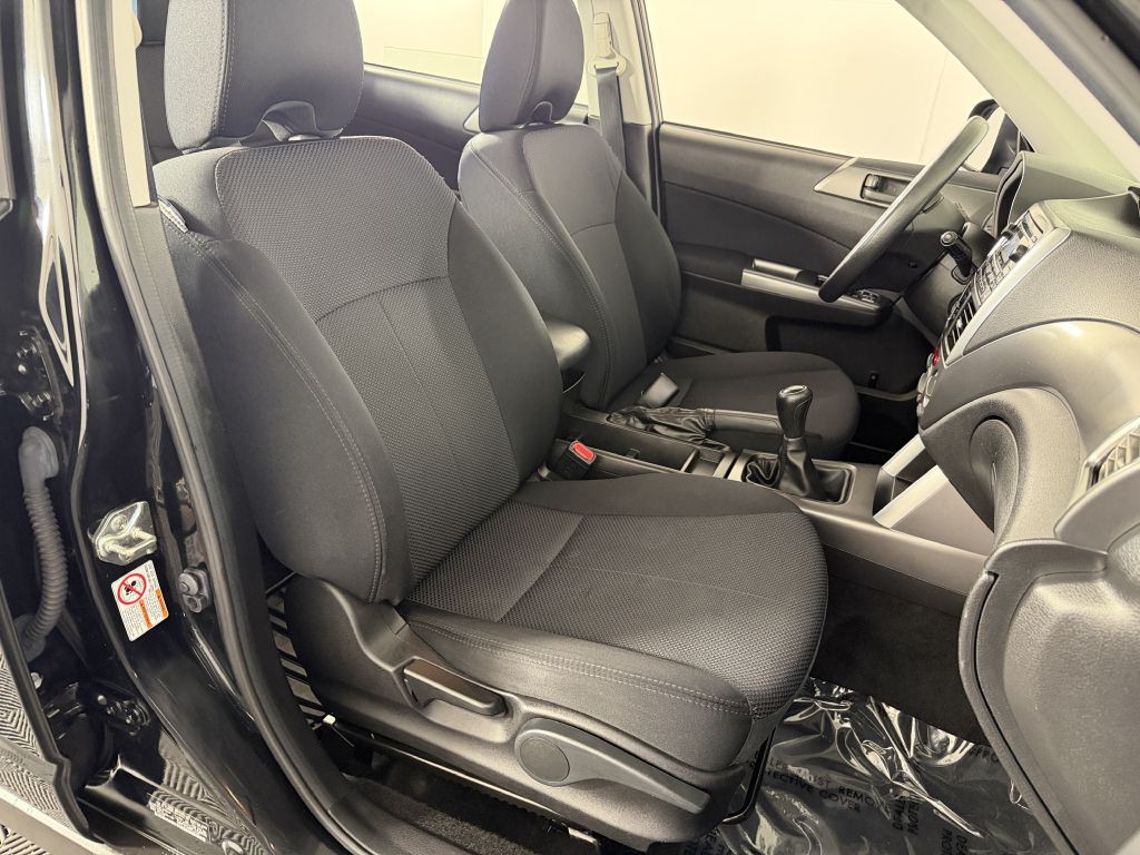 2013 Subaru Forester Image 19