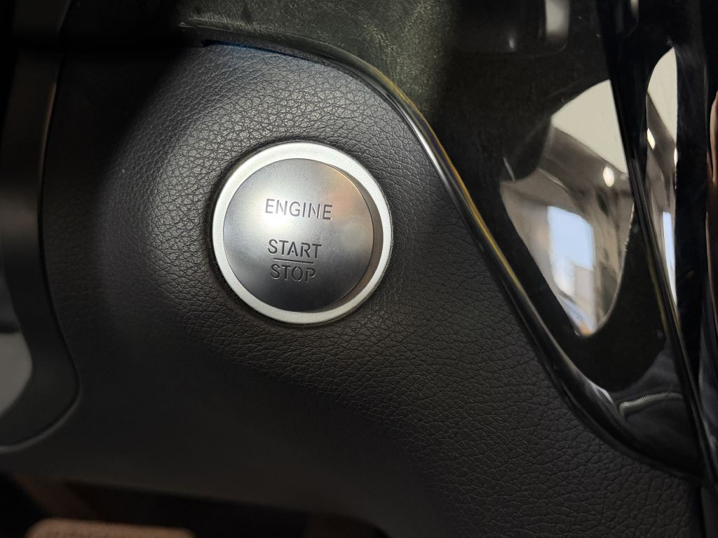 2018 Mercedes-Benz GLS-Class Image 32