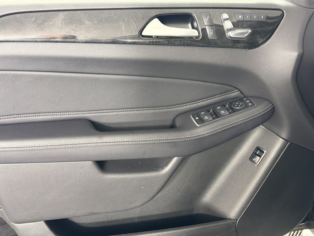 2018 Mercedes-Benz GLS-Class Image 38