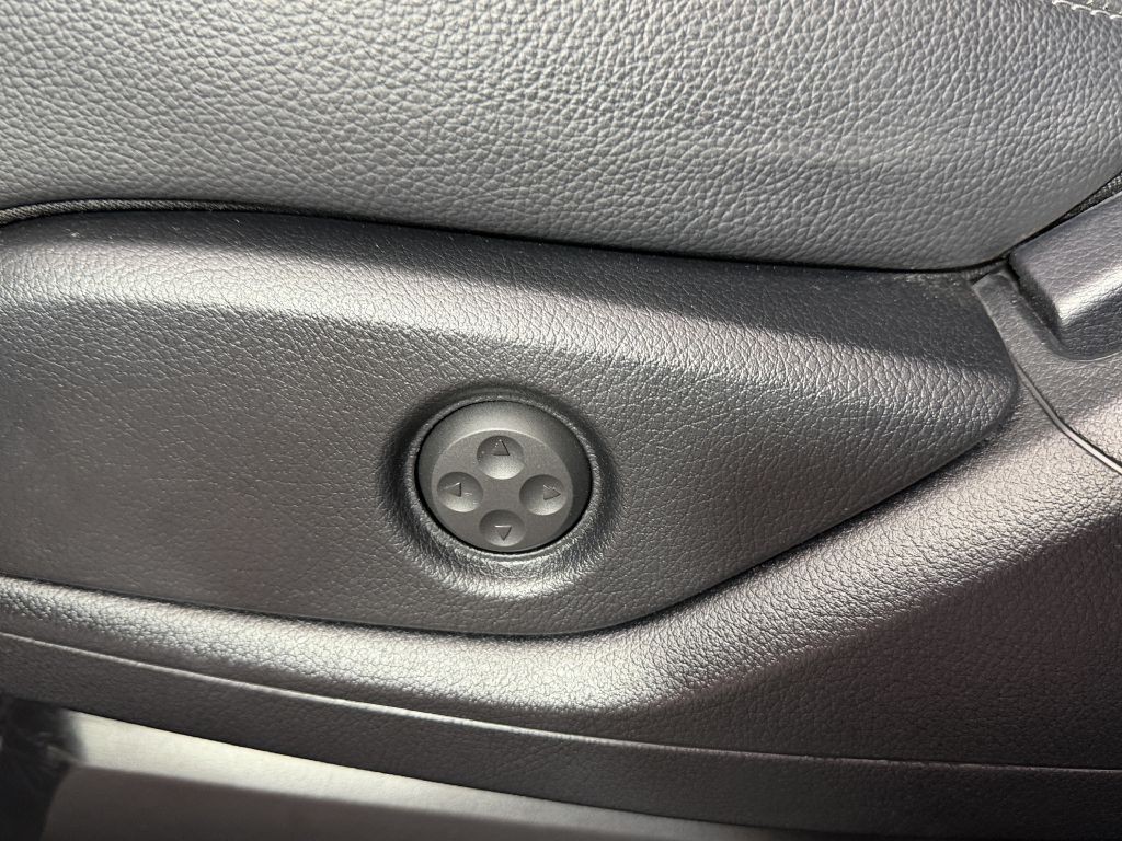 2018 Mercedes-Benz GLS-Class Image 41