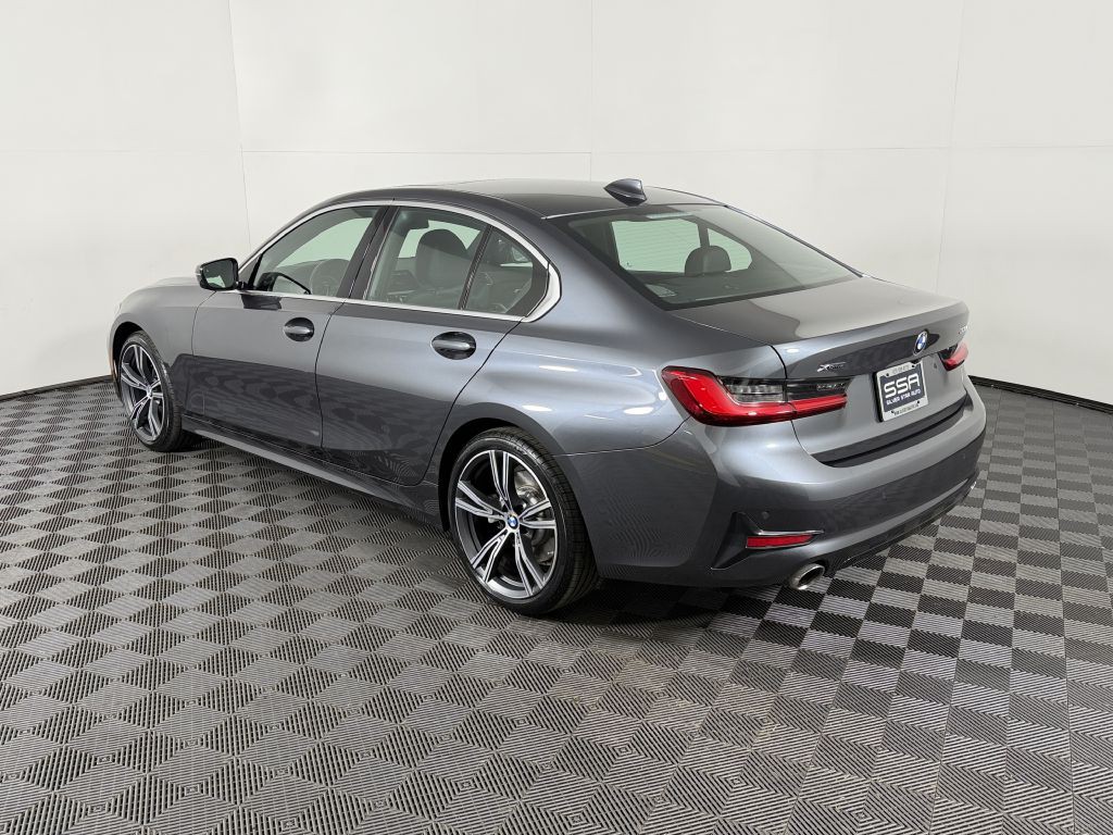 2021 BMW 3 Series Image 6