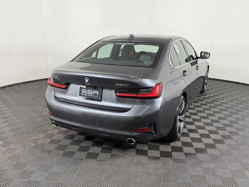 2021 BMW 3 Series Image 12