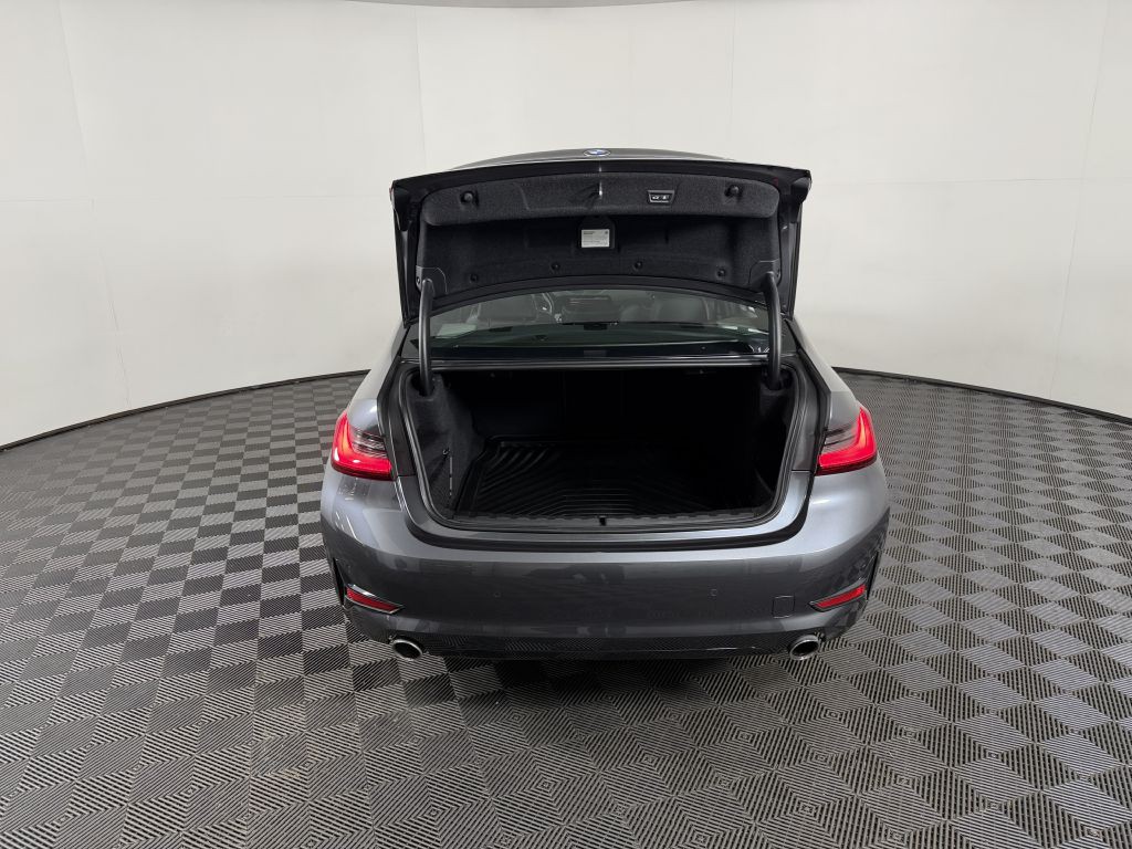 2021 BMW 3 Series Image 13