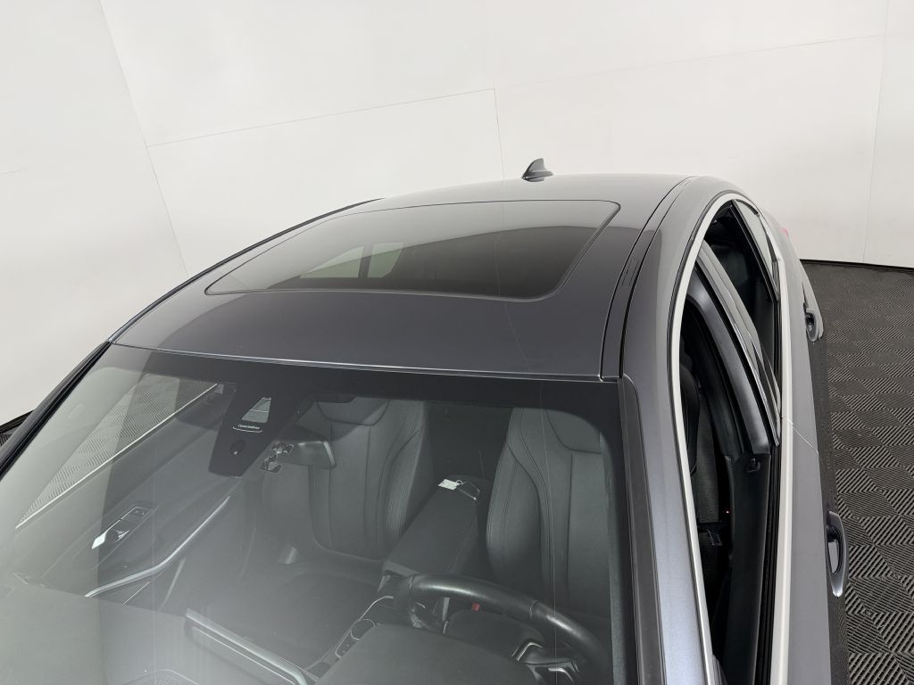 2021 BMW 3 Series Image 16