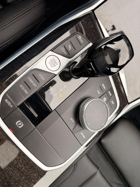 2021 BMW 3 Series Image 35