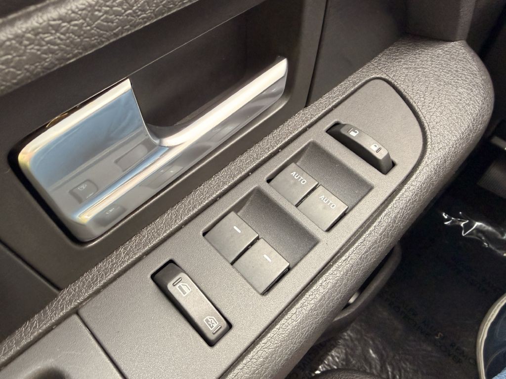 2013 Ford F-150 Image 23