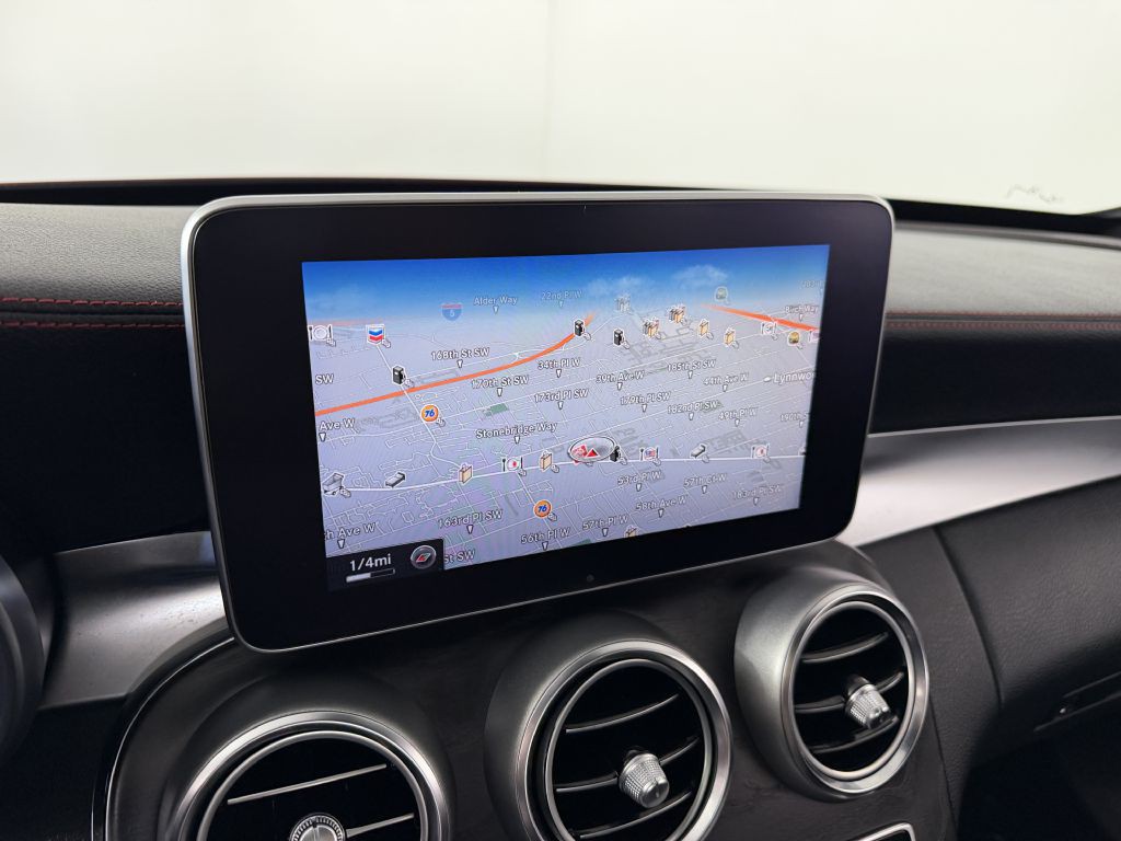 2016 Mercedes-Benz C-Class Image 29