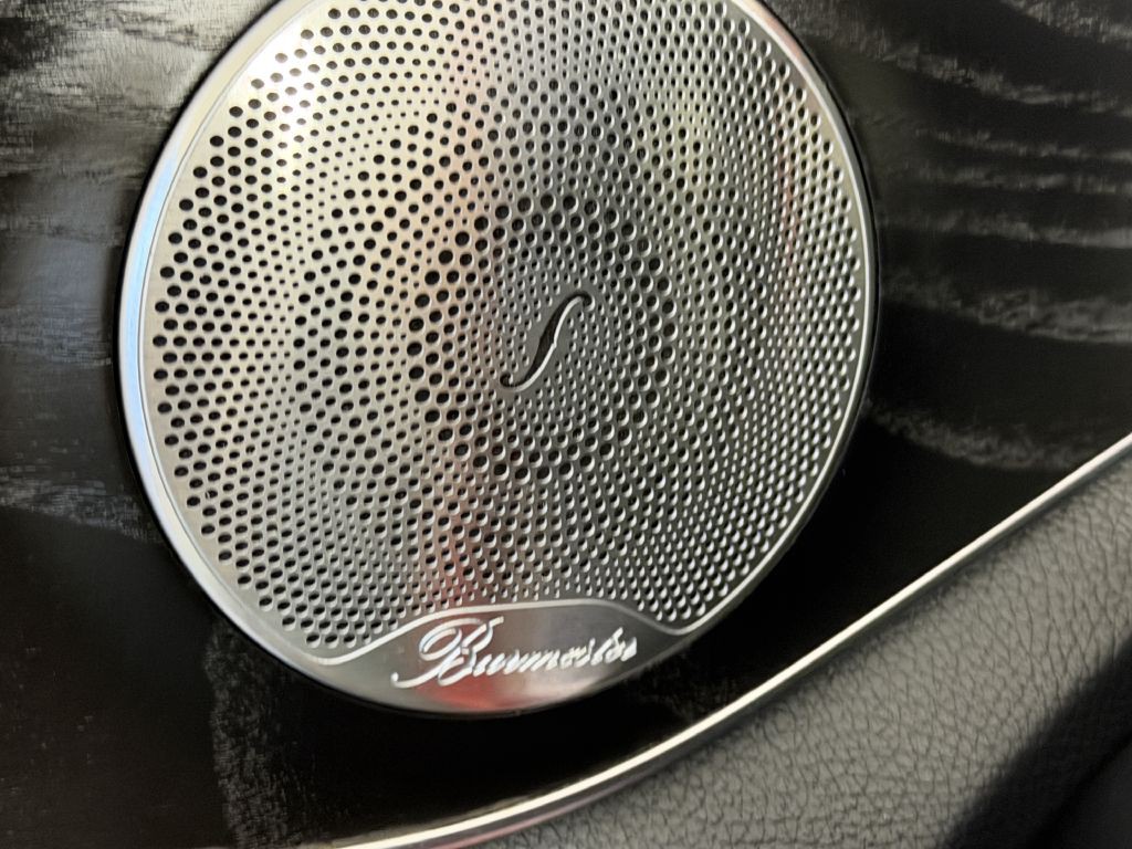 2016 Mercedes-Benz C-Class Image 39