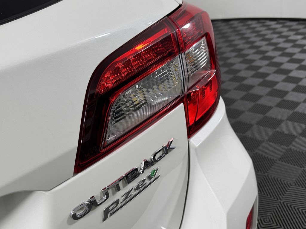 2015 Subaru Outback Image 11