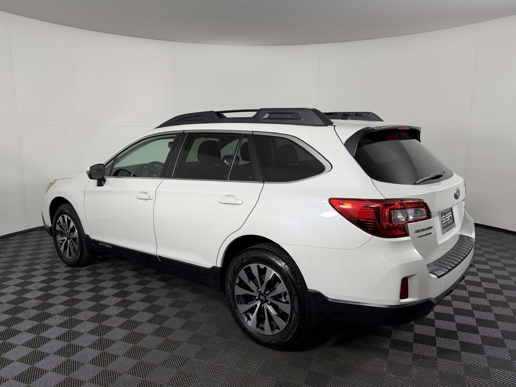 2015 Subaru Outback Image 15