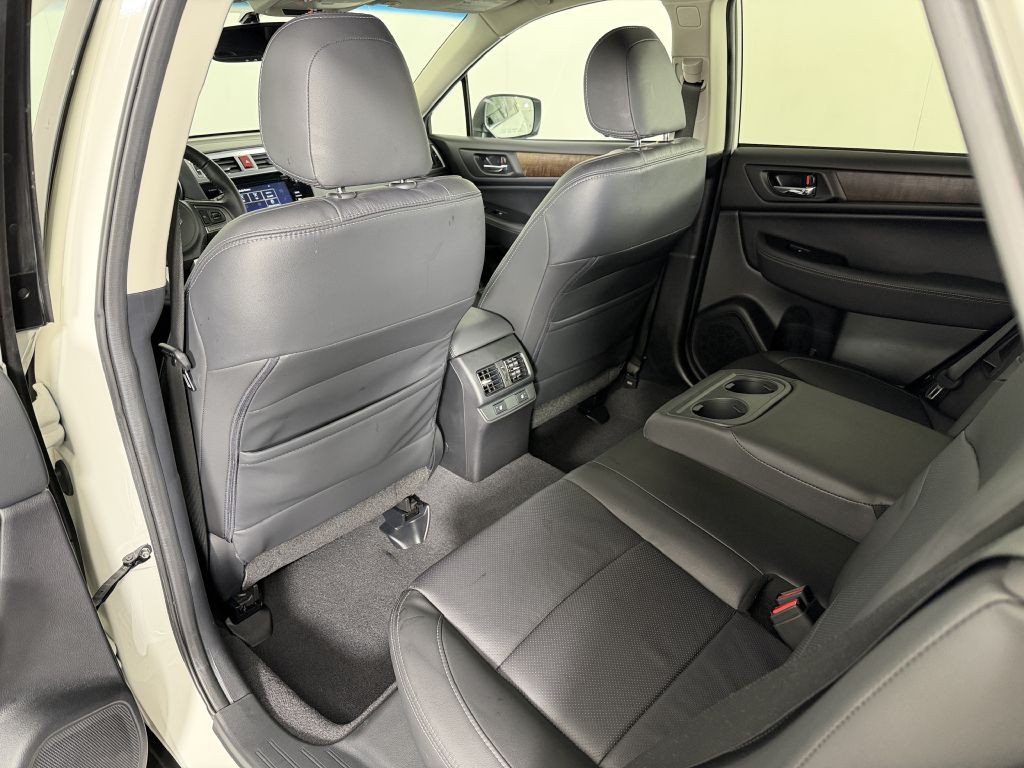 2015 Subaru Outback Image 23