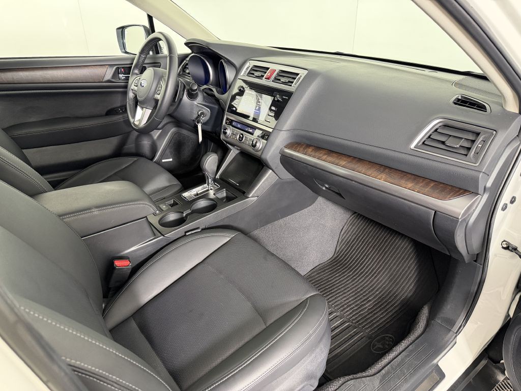 2015 Subaru Outback Image 27