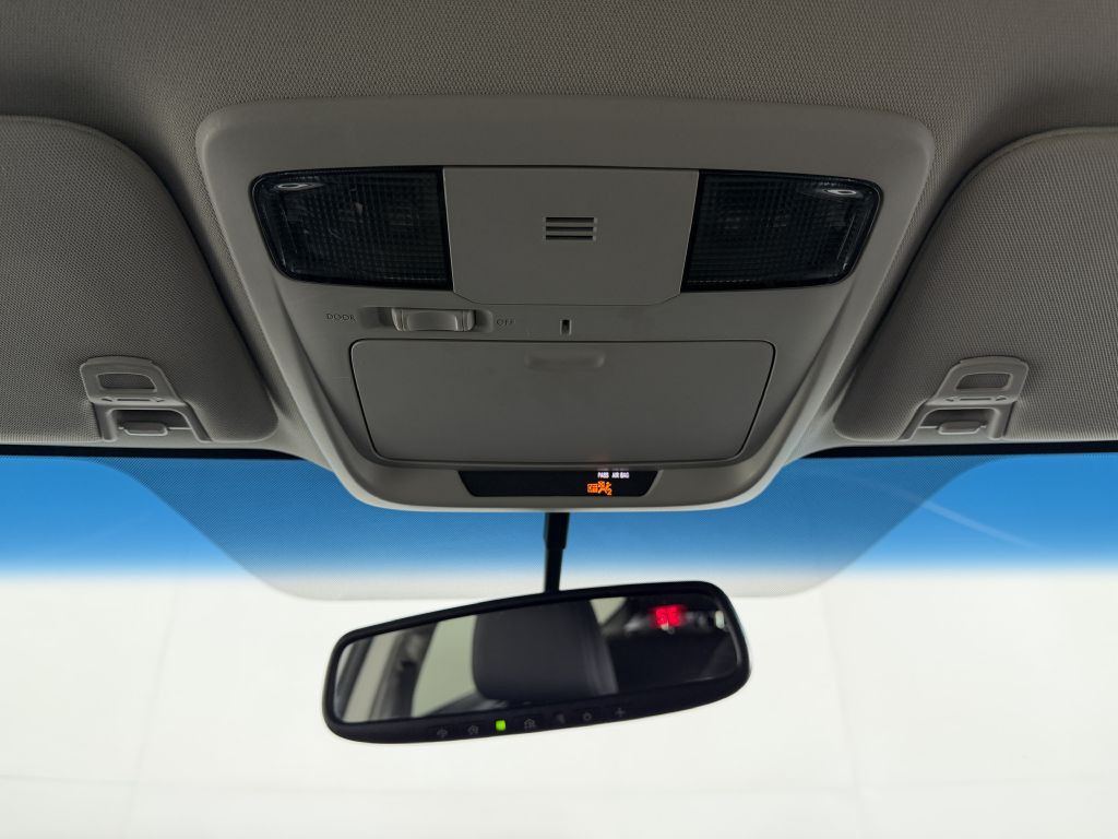 2015 Subaru Outback Image 30