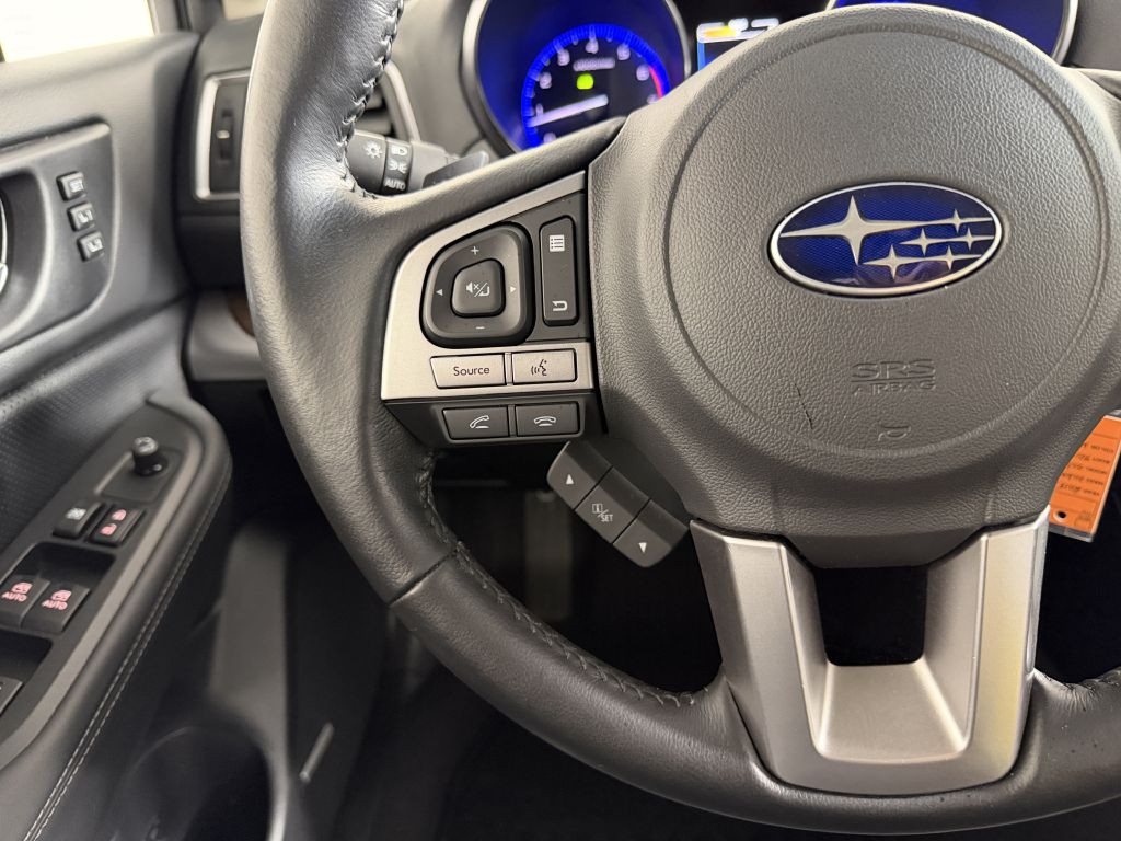 2015 Subaru Outback Image 34