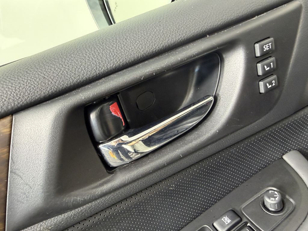 2015 Subaru Outback Image 43