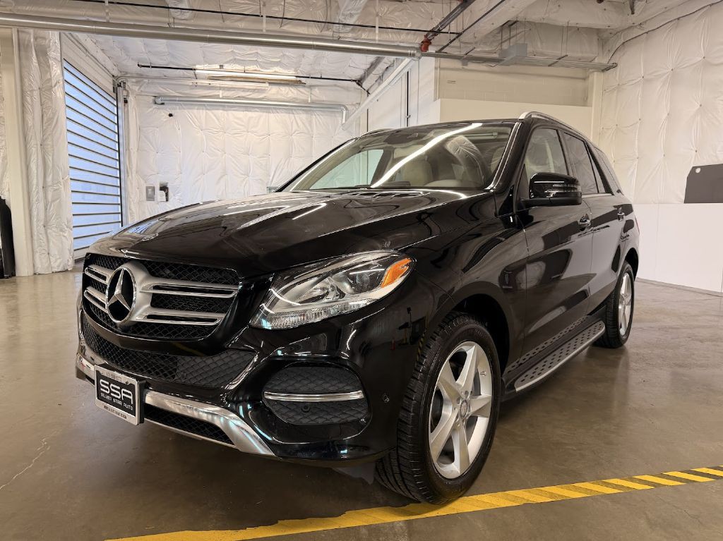 2017 Mercedes-Benz GLE-Class Image 4