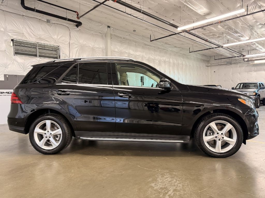 2017 Mercedes-Benz GLE-Class Image 5