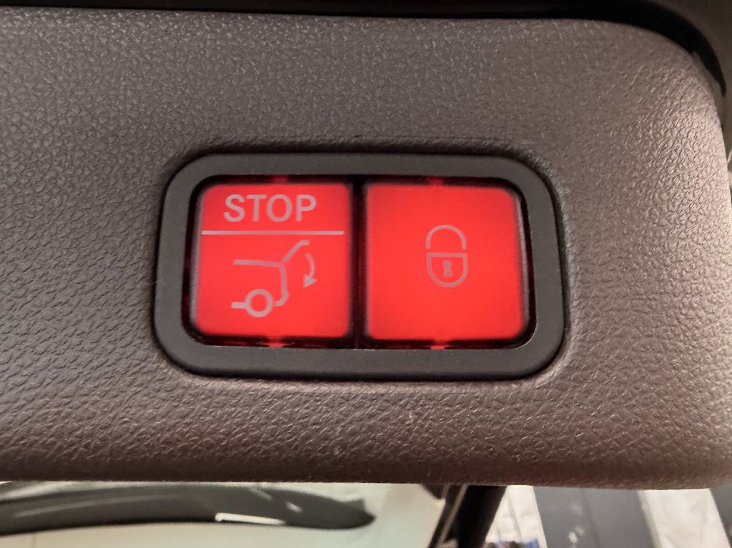 2017 Mercedes-Benz GLE-Class Image 11