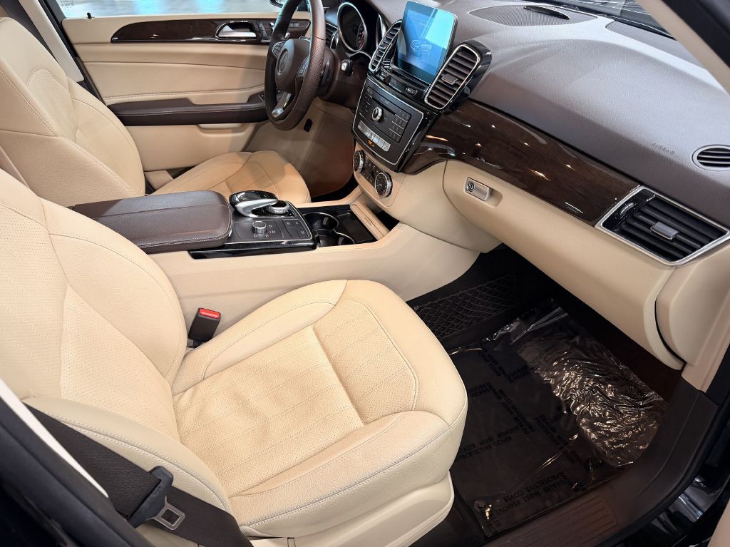 2017 Mercedes-Benz GLE-Class Image 15