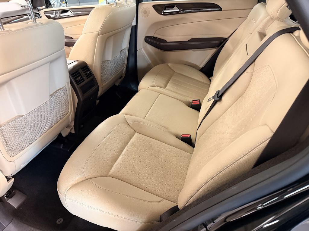 2017 Mercedes-Benz GLE-Class Image 16