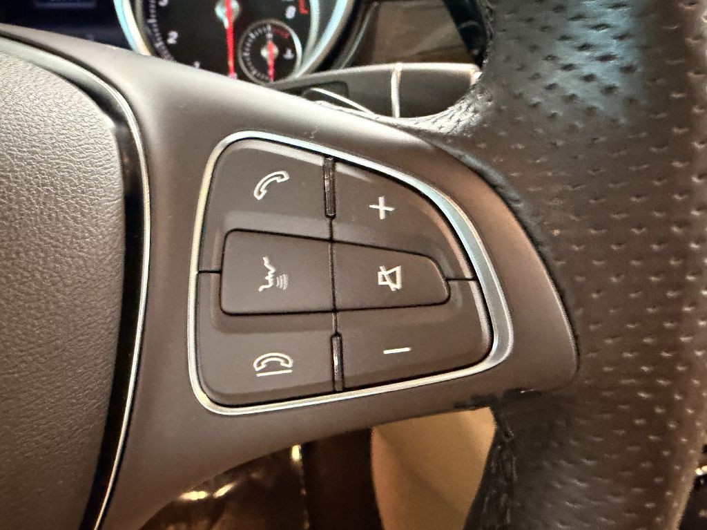 2017 Mercedes-Benz GLE-Class Image 21