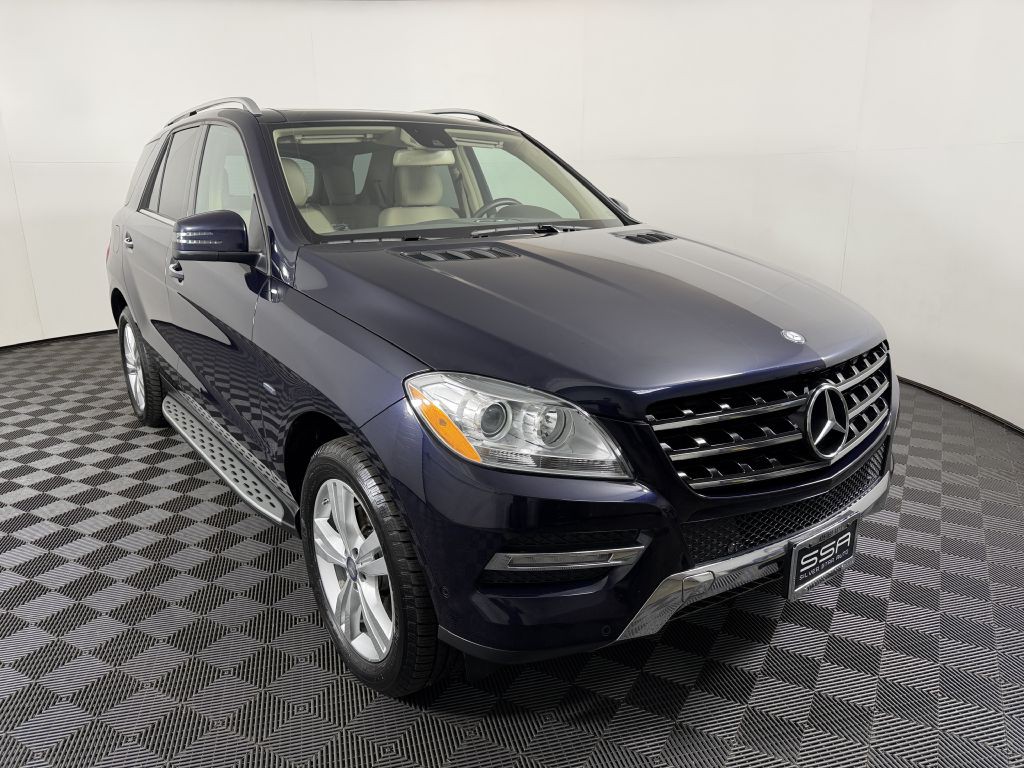 2012 Mercedes-Benz M-Class Image 3