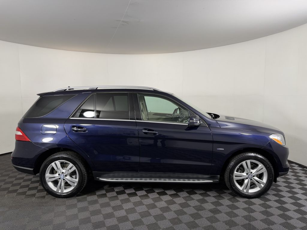 2012 Mercedes-Benz M-Class Image 4